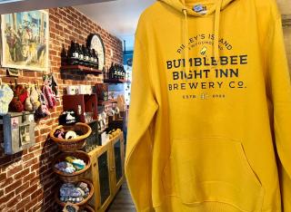 Bumblebee Bight Inn - 4
