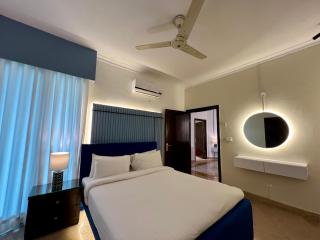 Serenity Suite 2BHK Prime Location F-11 - Islamabad - 2