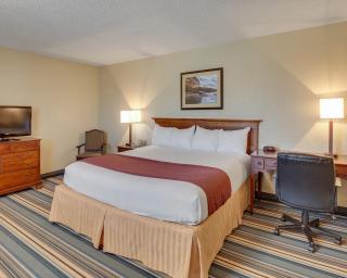Days Inn by Wyndham Gatesville - 1