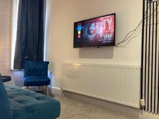 Comfy living, 2x bathrooms, 2x kitchen - Nottingham - 4