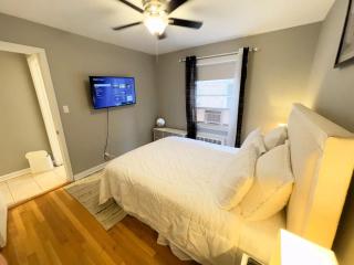 Apartment Home close to NWU & Hospitals - Evanston - 2