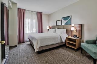 Staybridge Suites - Albuquerque Airport by IHG - Albuquerque - 1