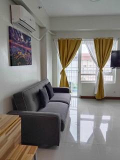 Spacious Studio unit with balcony and Seaview - Lapu Lapu City - 6