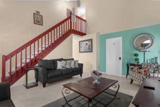 Unforgettable Orlando Getaway: 4 Bedrooms 4 Baths - Orlando - 0