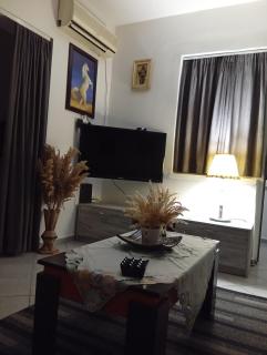 Lovely Cozzy Flat - Tirana - 8