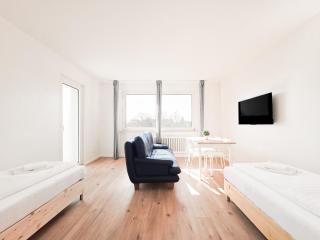 RAJ Living - Monteurwohnung - 3 Schlafzimmer - Küche - Balkon - Waschmaschine - Duisburgo - 8