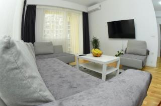 Royal Apartment-FamilyHaven,Park,Modern and Luxury - Železara - 8