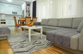 Royal Apartment-FamilyHaven,Park,Modern and Luxury - Železara - 7
