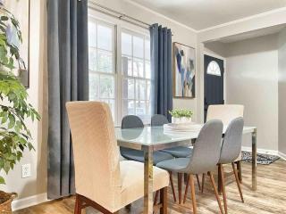 Decatur's Cozy Family Charm with Modern Touches - Decatur - 4