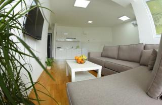 AurA Apartments-Modern,FamilyHeaven,Bus Station - Skopje - 7