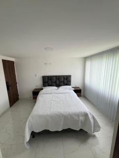 Alojamiento Privado en Avenida Principal - Manizales - 5