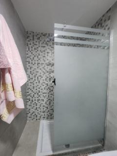 Stylish 2-Bedroom Apartment - 2