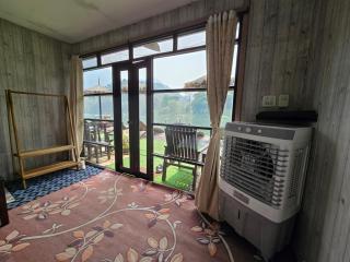 Ou river house, standard - 2