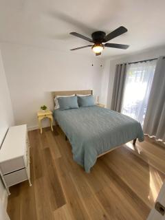 Near Ft Myers Beach Gorgeous relaxing 2BD - 8