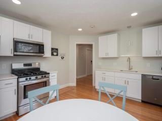 Jennifer's College Hill Apartment Close to Everything - Providence - 2