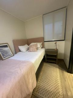 Acogedora habitación junto a nuestra familia en exclusivo sector de Santiago - Santiago - 8