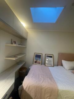 Acogedora habitación junto a nuestra familia en exclusivo sector de Santiago - Santiago - 3