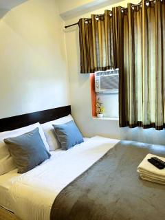 BGC Suites Uptown - Manila - 3