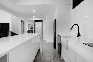 Chic Modern 2BR Heart of Manukau - Auckland - 9