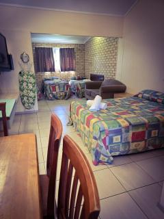 Royal Motel Rockhampton - Rockhampton - 3