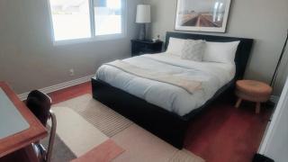 Coastal Retreat Home 2 miles from Beach - Huntington Beach - 9
