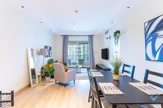 2BR Breathtaking Waterfront Heart of Marina - 7