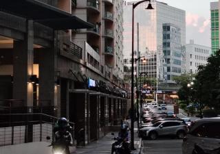 Owls and Larks BnB 300mbps WiFi, Netflix, Coffee - 1