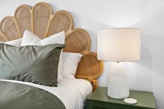 Modern Renovated Apartment - 5