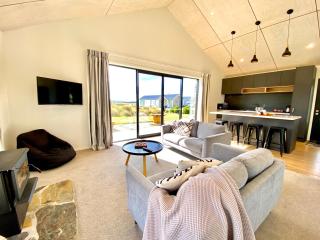 The Schist Cabin - Twizel - 7
