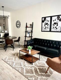 Disney theme house near all Orlando attractions 15 min from disney - Kissimmee - 0