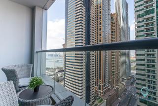 1BR Modern, Stylish l Mins to Beach l Dubai Marina - 0