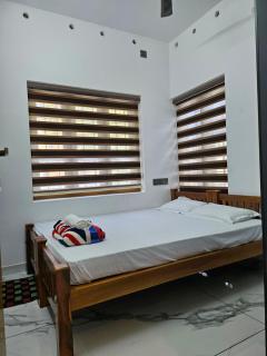 METRO Furnished Apartments - Alleppey - 4