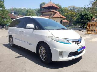 Green Island Taxi & Tours - Katunayake - 4