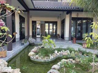 Lanyuan Xiaozhu-New Chinese Courtyard B&B - 8