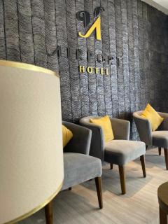 Airport Hotel - Muscat - 0