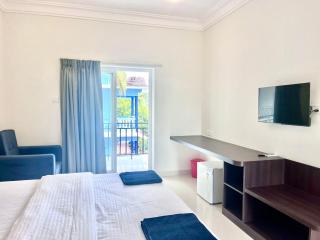Shamba's Blue House - Morjim - 3