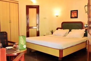 Greencoconutresort - Navalur - 5