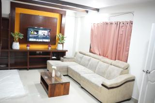 Flat in Gachibowli, Entire Floor-Your instant home - 0