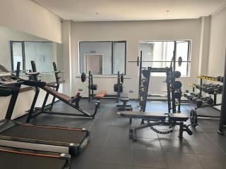 Affordable Premium Studio Home with Free Infinite Pool, Gym, Office next to Convention Center - Kigali - 5