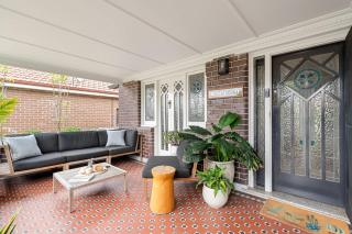 Five Dock Family Home With Pool & Parking - Sydney - 1