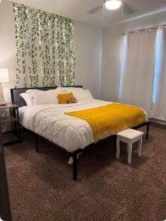 Luxury 1BR With Balcony Near Airport - 0