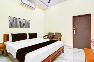 Super Townhouse Dwarakanagar Near Gurudwara - 2