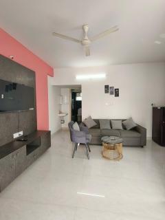 Pent House 2BHK Fully Furnished Near Old Wipro - Bangalore - 0