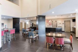 Comfort Suites Monroe - Monroe - 3