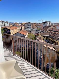 NEW 2 bedroom apartment in Navigli with a great view! - Milan - 2
