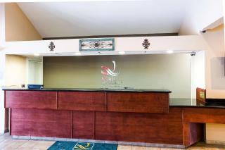 Quality Inn & Suites Lake Charles South - Lake Charles - 9