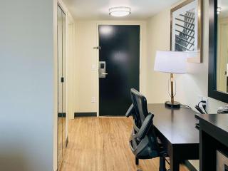 Quality Inn & Suites Lake Charles South - Lake Charles - 1