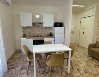 SIS HOUSE Apartment - Deluxe Apartment in Anzio City Center, 100m from the Sea - Anzio - 1