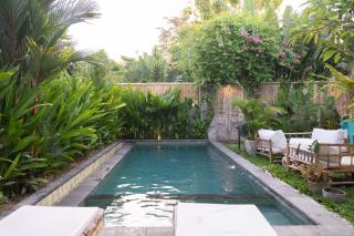 Villa Keluarga- Your 2BR Island Getaway in Canggu - Canggu - 4
