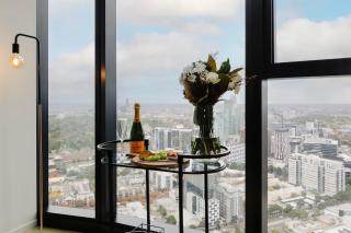 Sophisticated Skyline Serenity at Southbank - 7